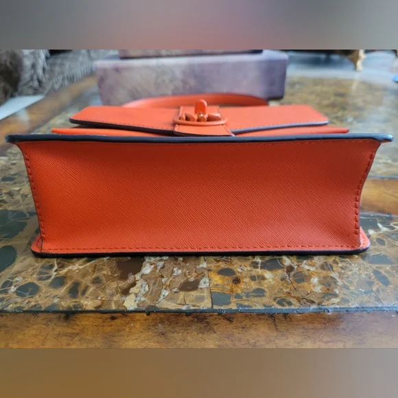 Michael Kors Orange Chain Strap Bag - Picture 5 of 8